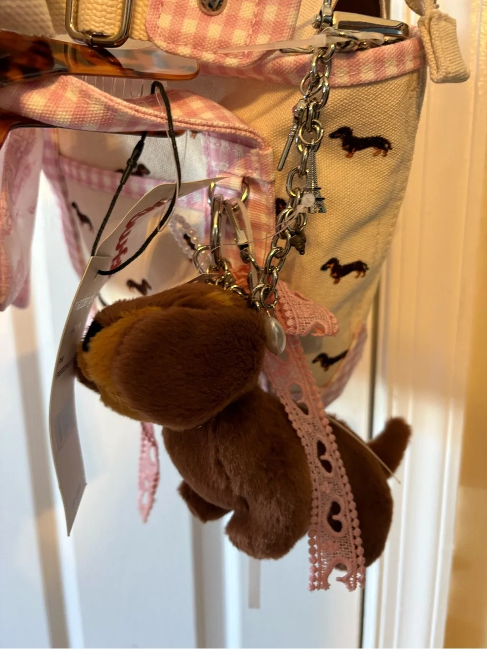 Madden Girl Pink Gingham Dachshund Crossbody Bag with Plush Charm - Picture 4 of 6